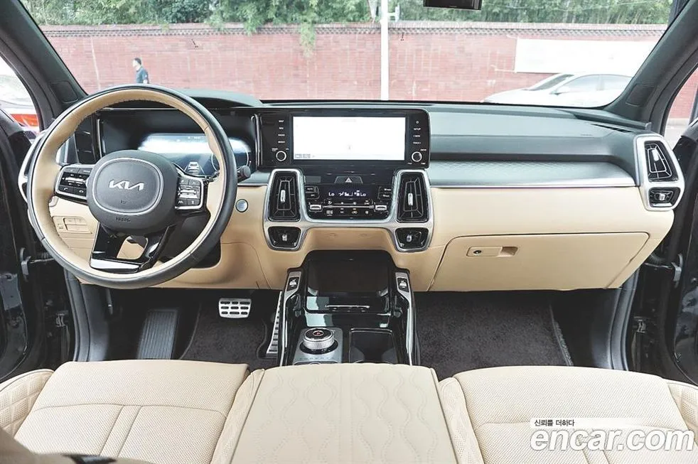 Kia Sorento — фото 8