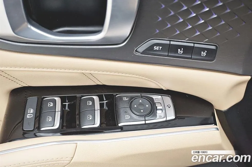 Kia Sorento — фото 9