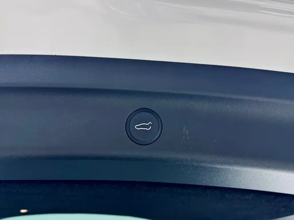 Tesla Model Y 2024 из CN, фото 7