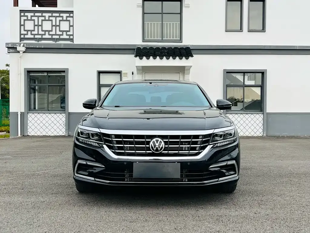 Volkswagen Passat — фото 2