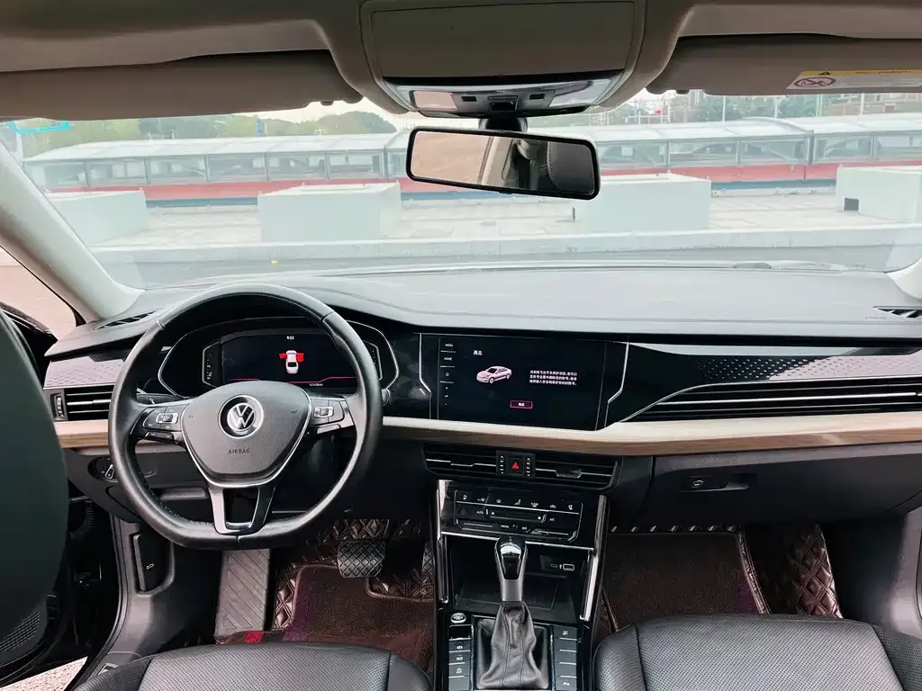 Volkswagen Passat — фото 4