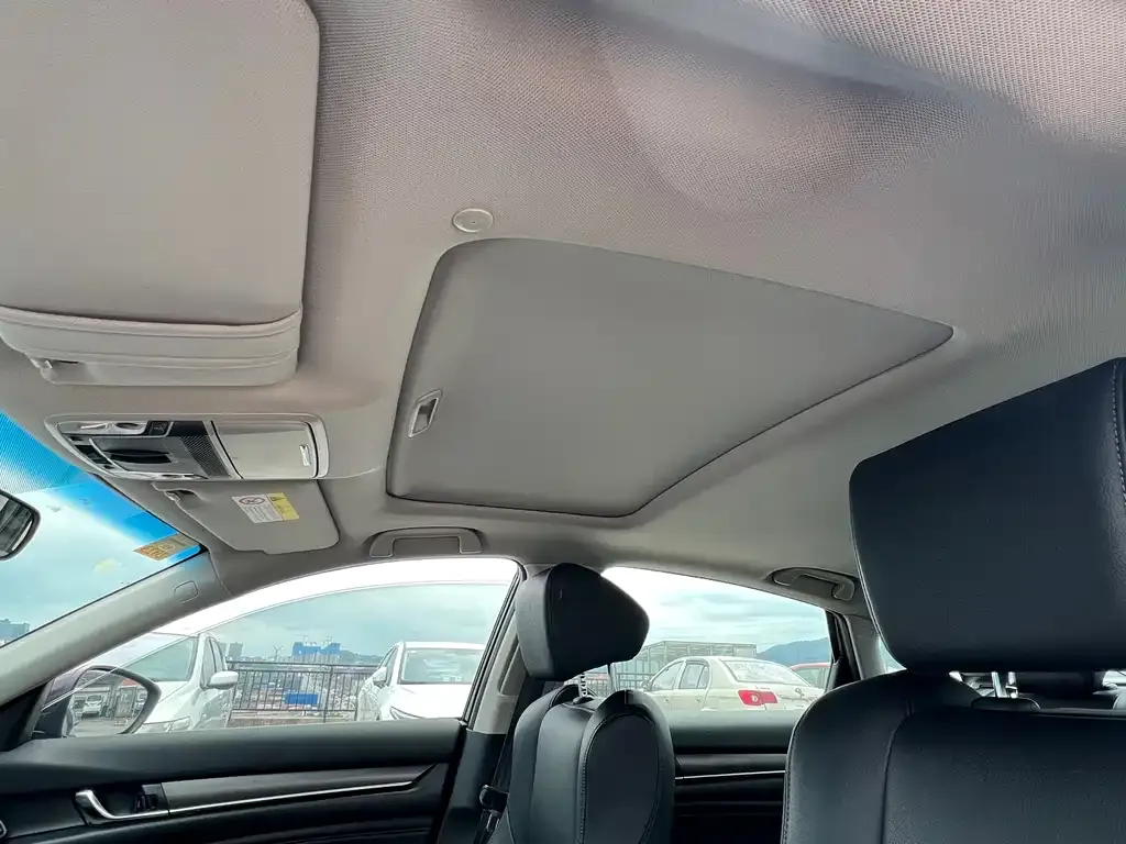 Honda Accord 2021 из CN, фото 10