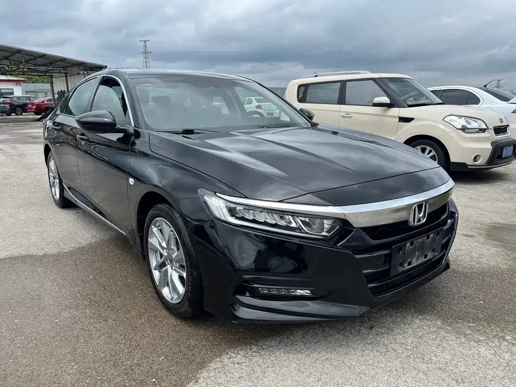 Honda Accord 2021 из CN, фото 2