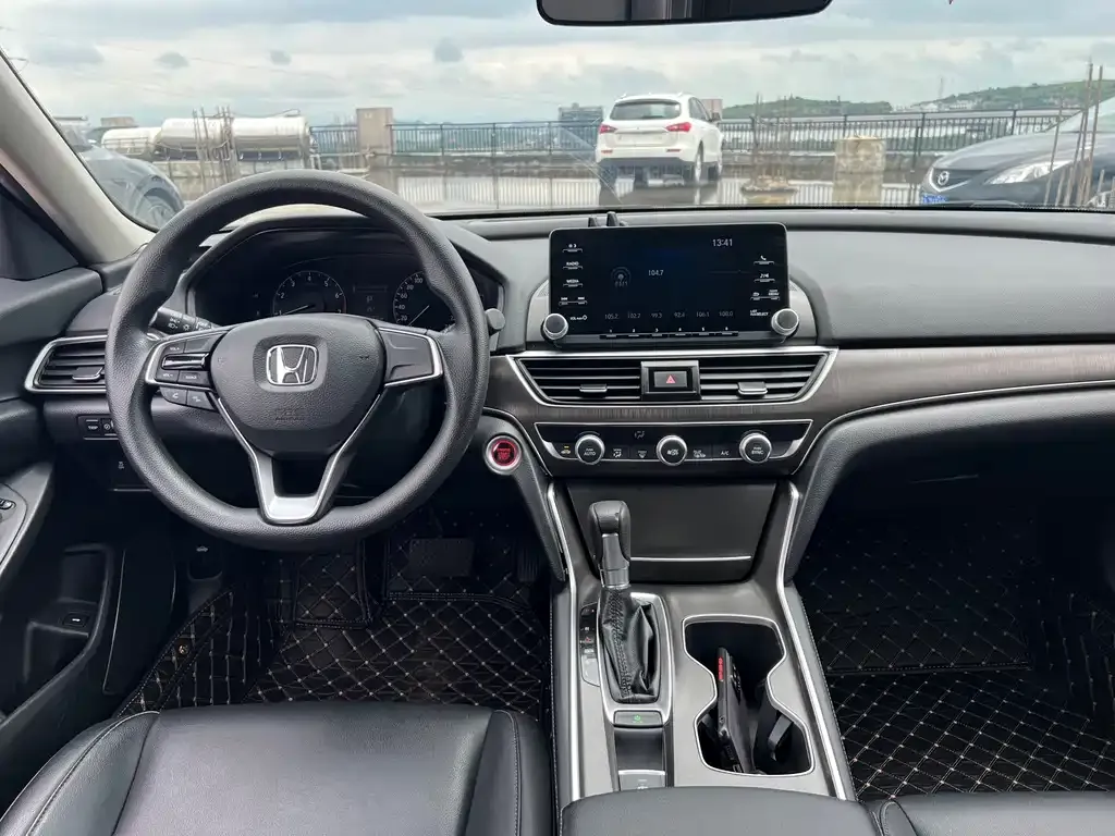 Honda Accord 2021 из CN, фото 4