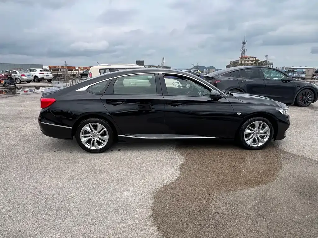 Honda Accord 2021 из CN, фото 7