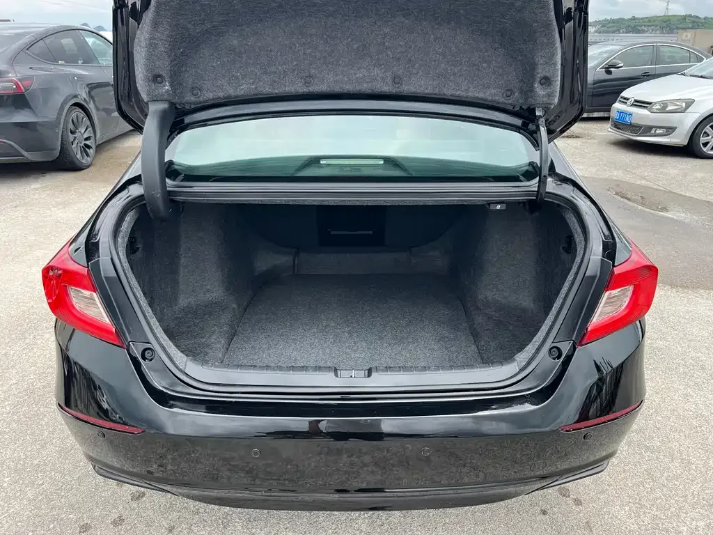 Honda Accord 2021 из CN, фото 8