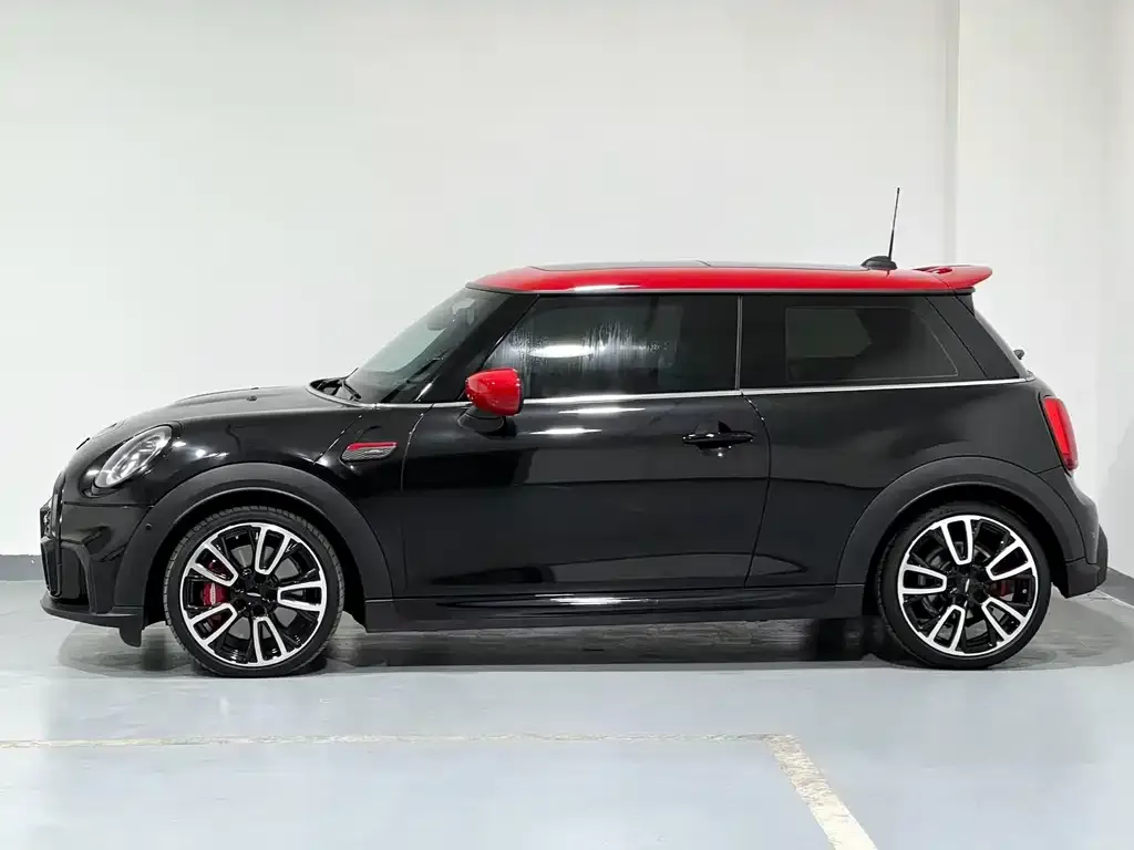 MINI JCW (John Cooper Works) — фото 5