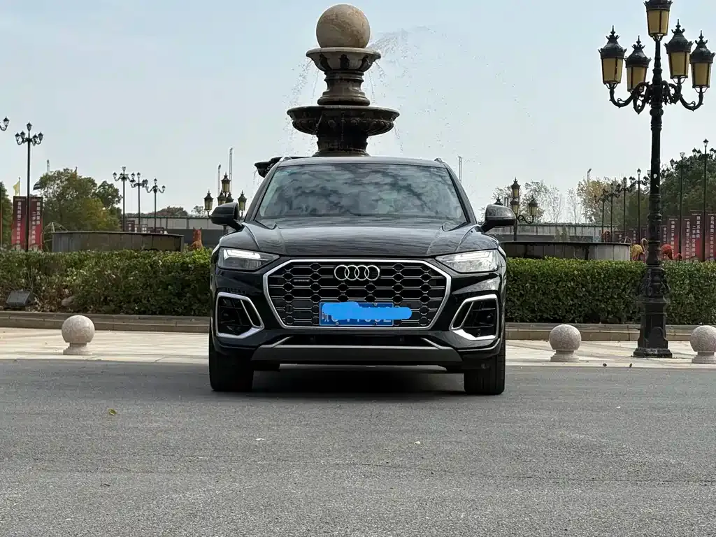 Audi Q5L — фото 2