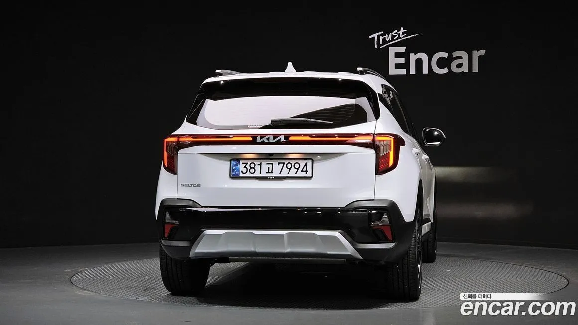 Kia Seltos — фото 4