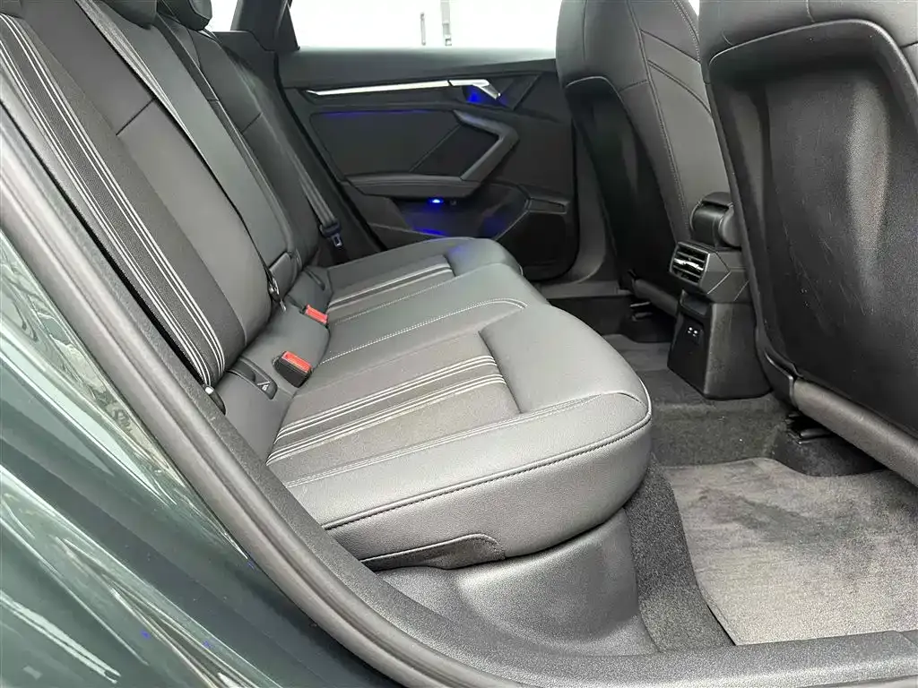 Audi A3 2023 из CN, фото 7
