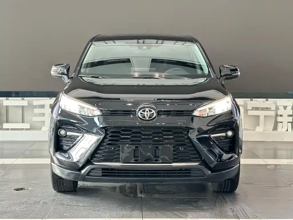 Toyota Wildlander — фото 3