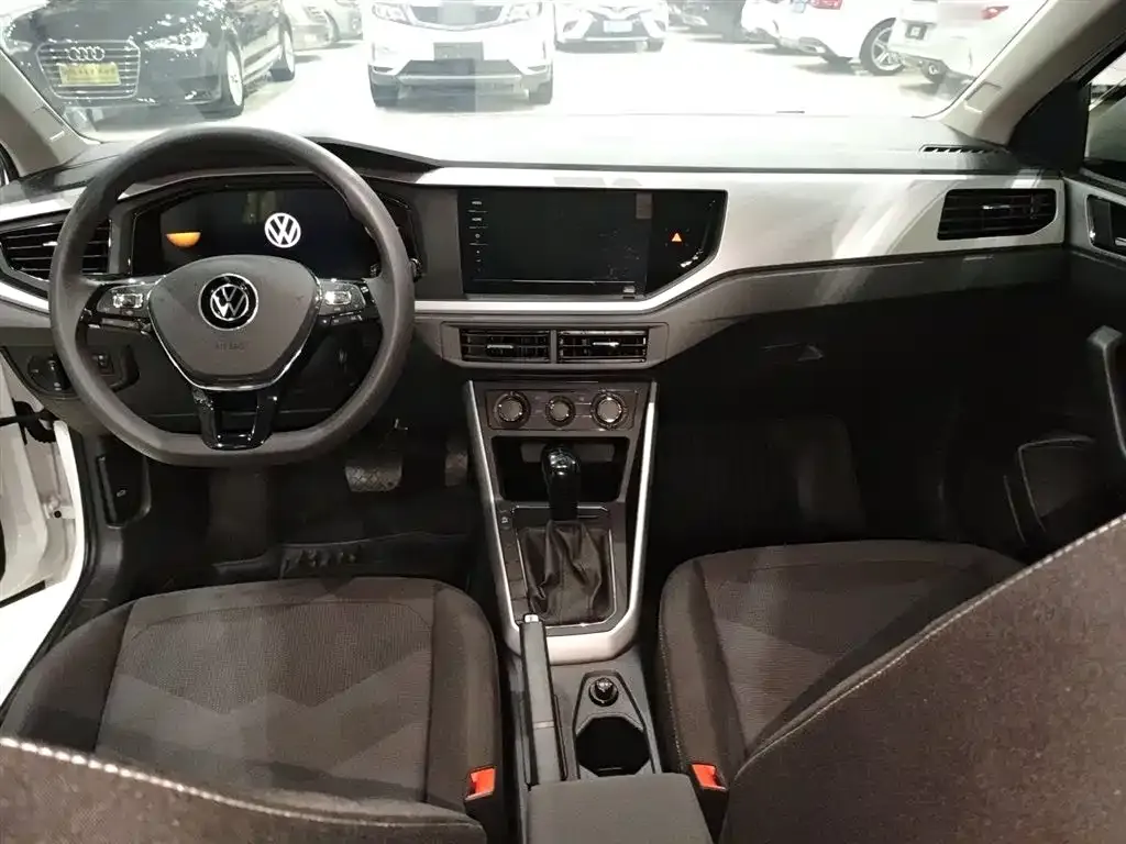 Volkswagen Polo 2024 из CN, фото 10