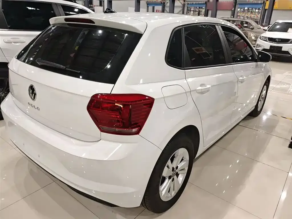 Volkswagen Polo 2024 из CN, фото 7