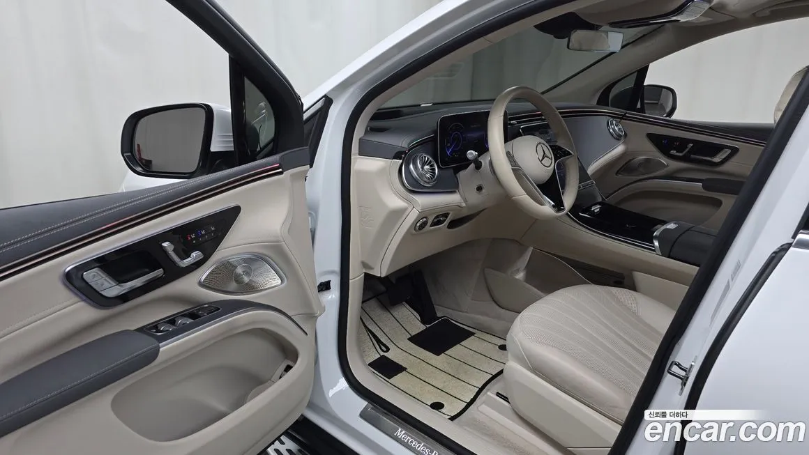 Mercedes-Benz EQS — фото 10