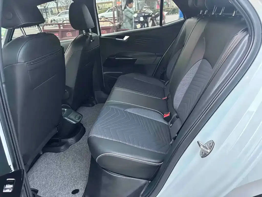 Volkswagen ID.3 2024 из CN, фото 6