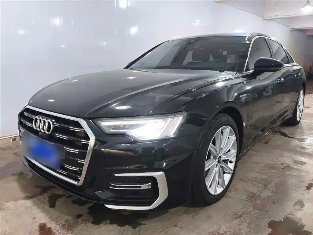 Audi A6L 2023 из CN, фото 2