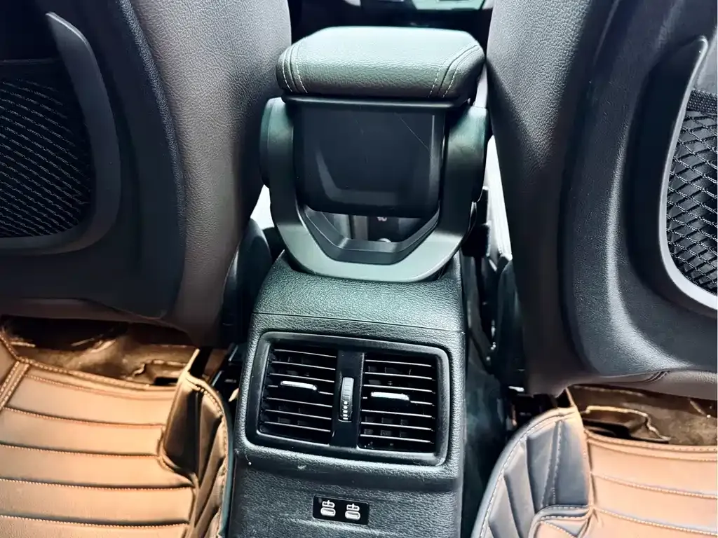 BMW X1 2022 из CN, фото 2