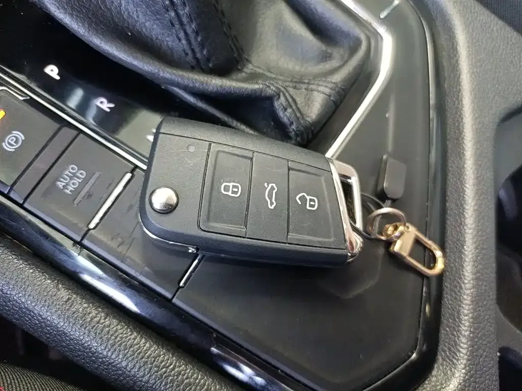 Volkswagen Tiguan X 2021 из CN, фото 9