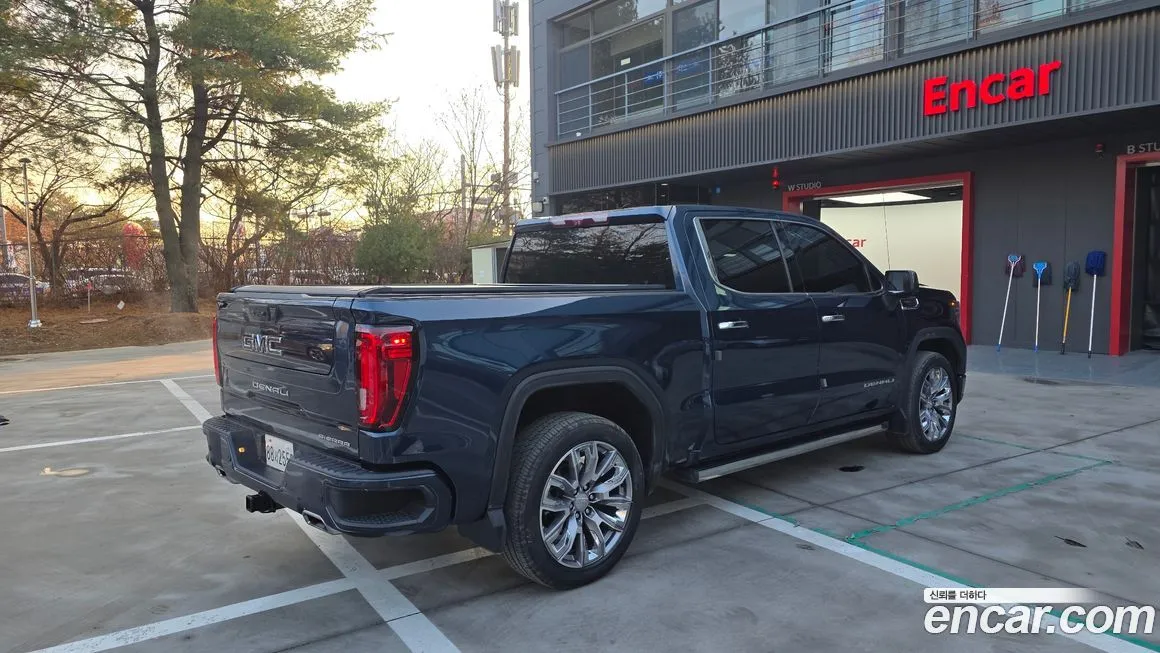 GMC Sierra 2023 из KR, фото 2