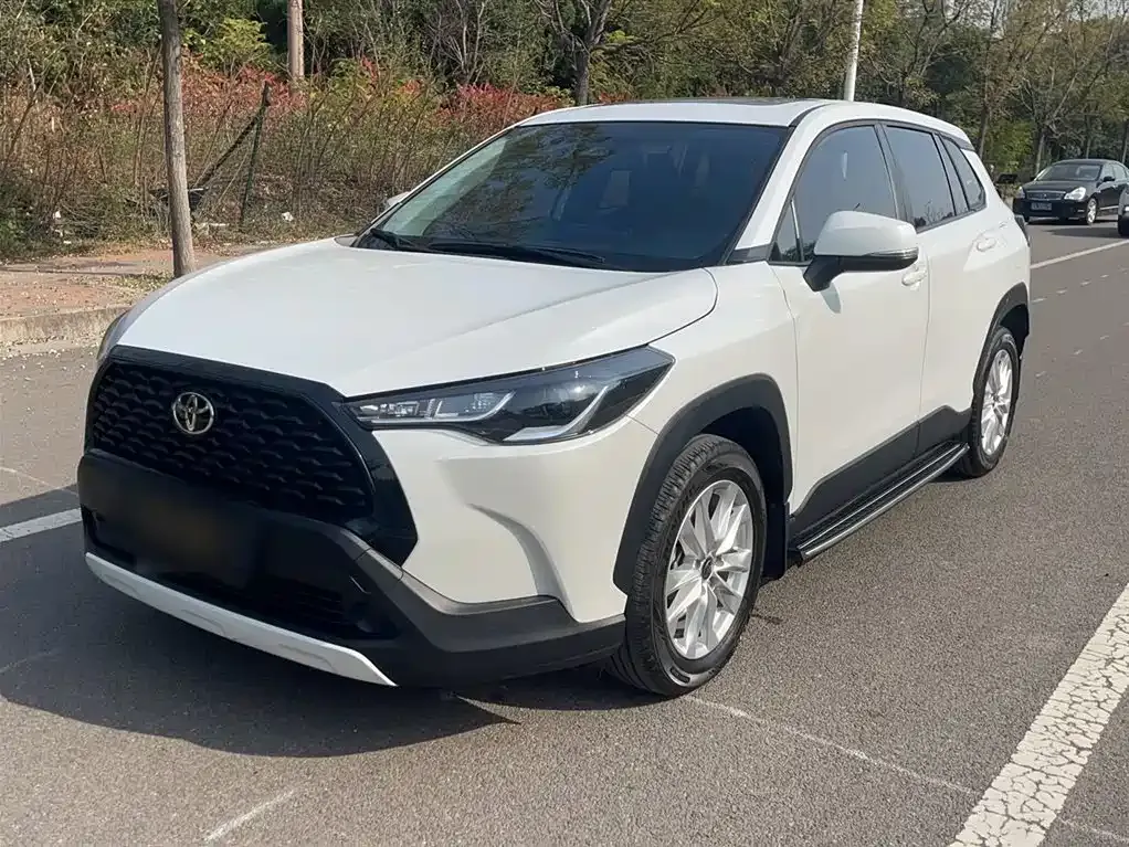 Toyota Corolla Cross — фото 2