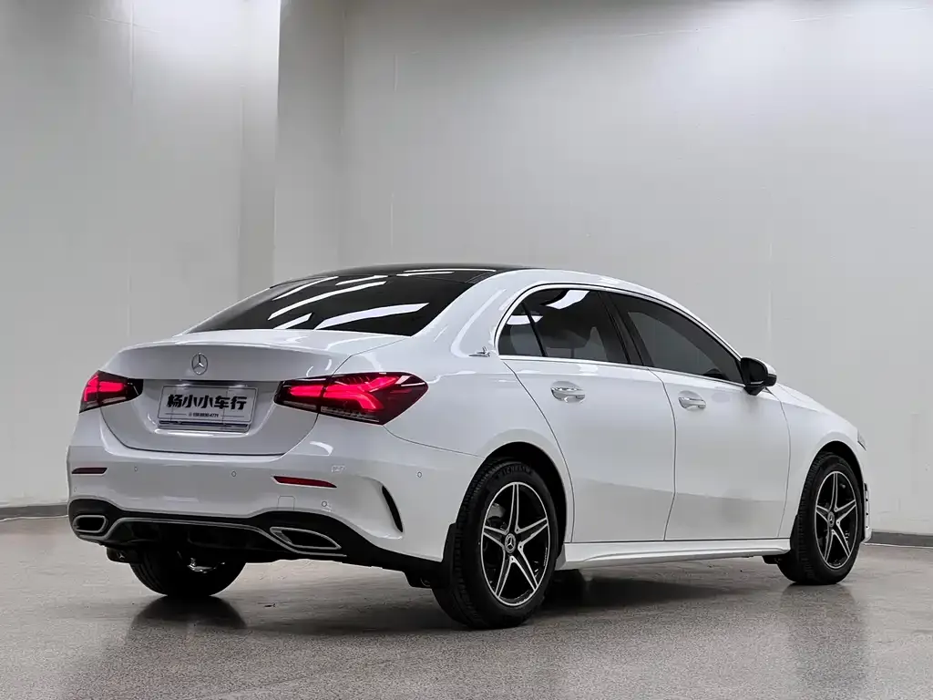Mercedes-Benz A-Class — фото 7
