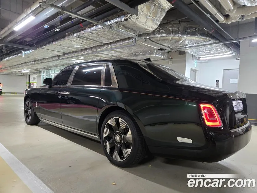Rolls-Royce Phantom 2023 из KR, фото 4