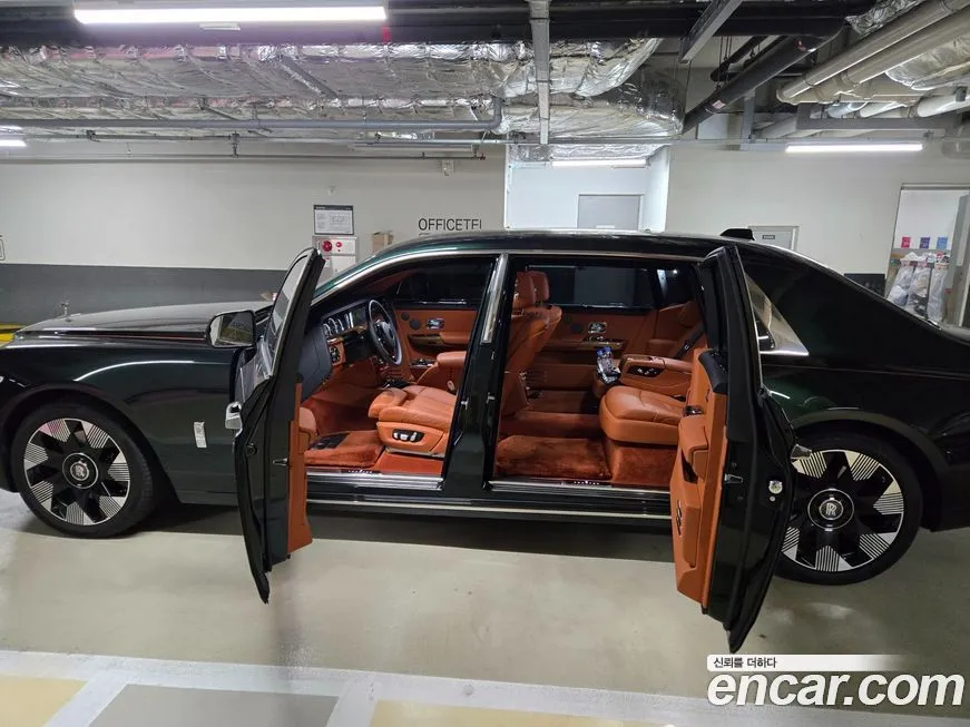 Rolls-Royce Phantom 2023 из KR, фото 7