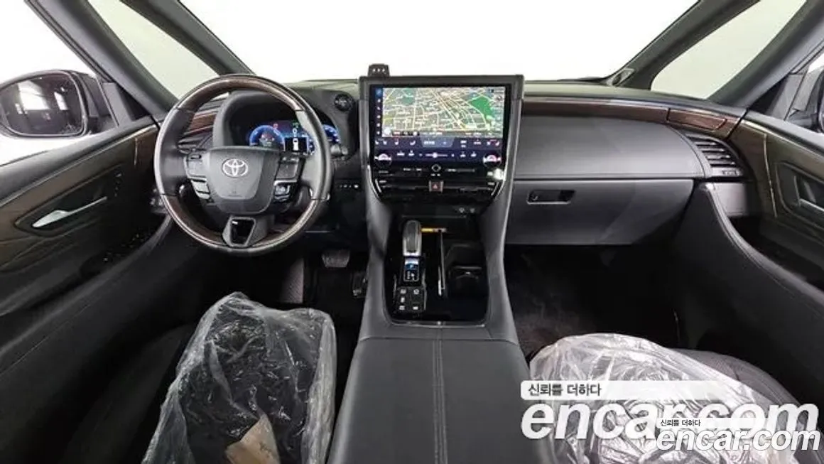 Toyota Alphard — фото 7