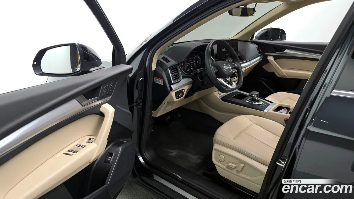 Audi Q5 2023 из KR, фото 10