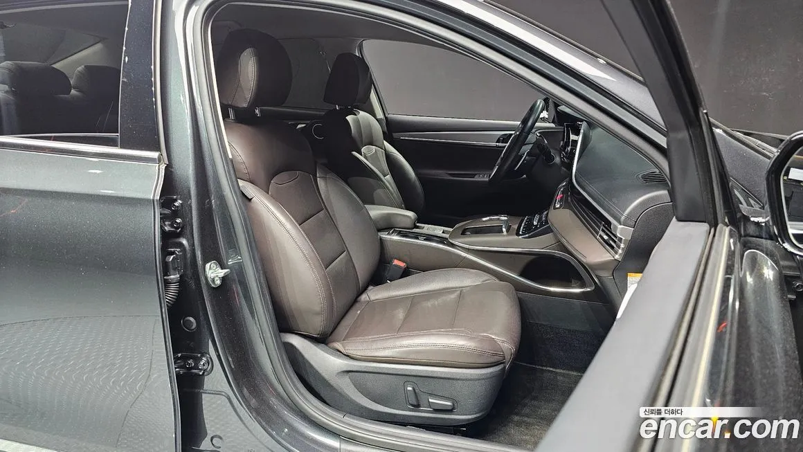 Hyundai Grandeur — фото 10