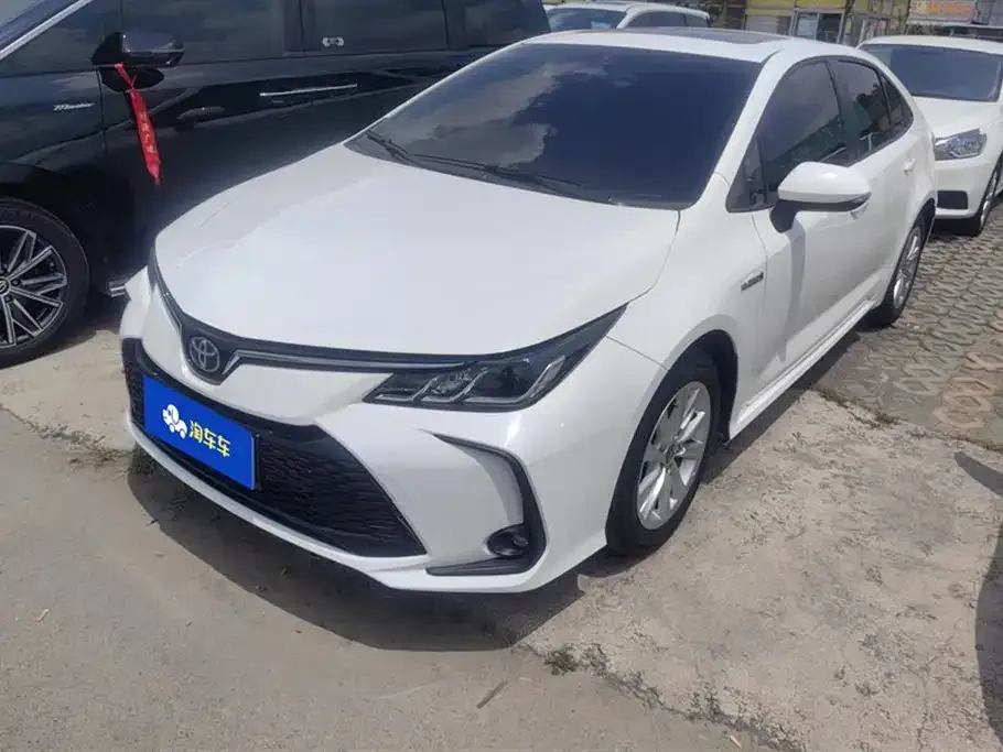 Toyota Corolla 2023 из CN, фото 1