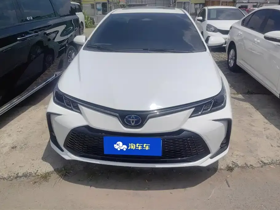 Toyota Corolla 2023 из CN, фото 2