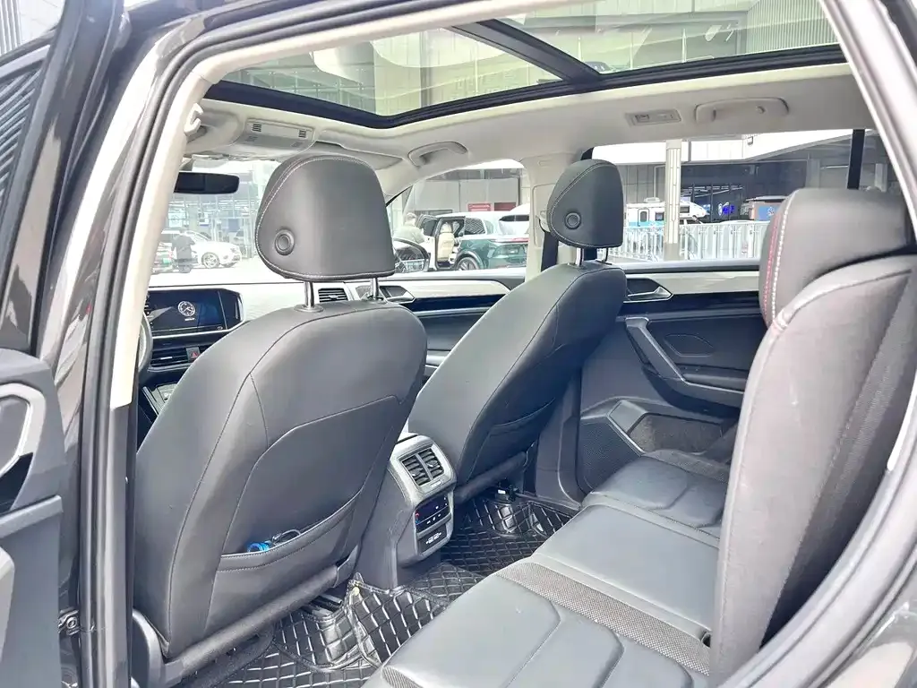 Volkswagen Tayron 2021 из CN, фото 8