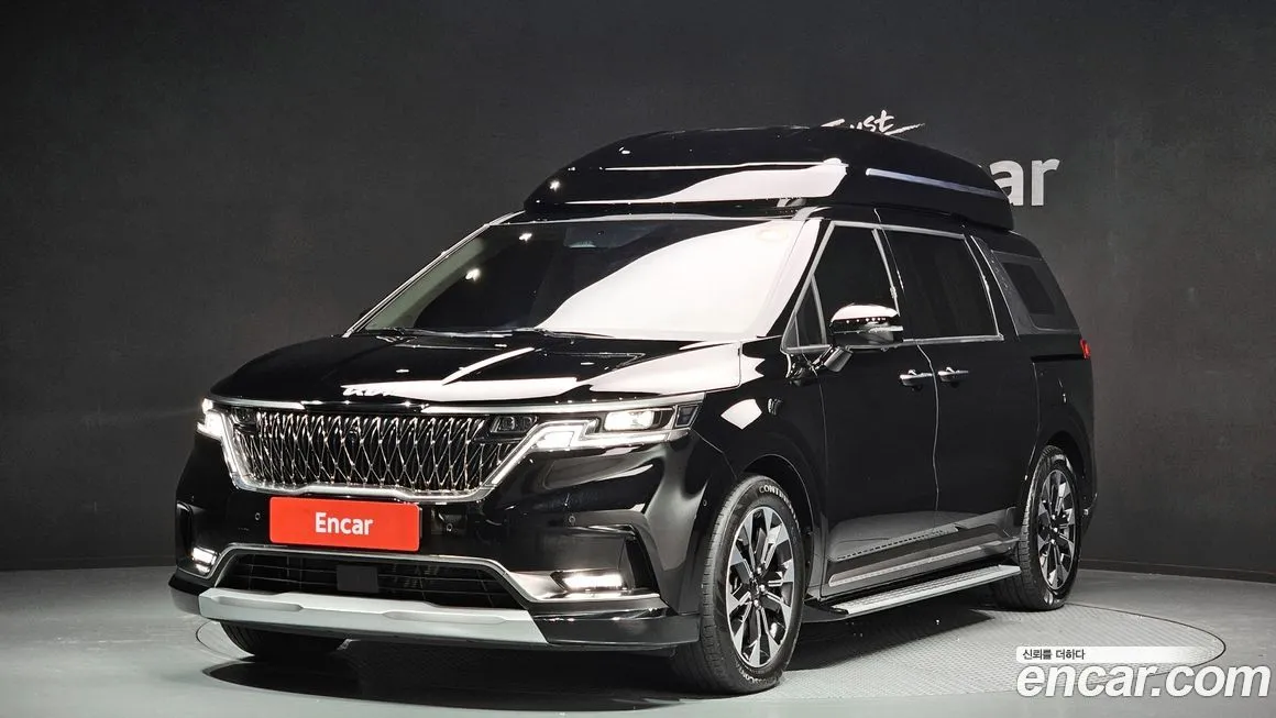 Kia Carnival — фото 1