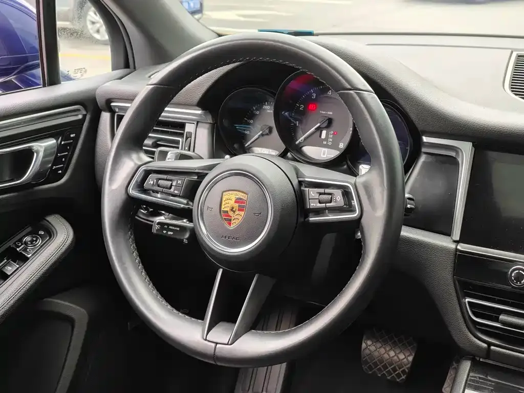 Porsche Macan 2022 из CN, фото 7