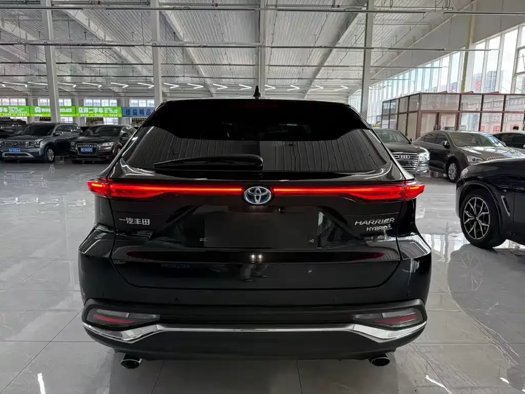 Toyota Harrier — фото 8