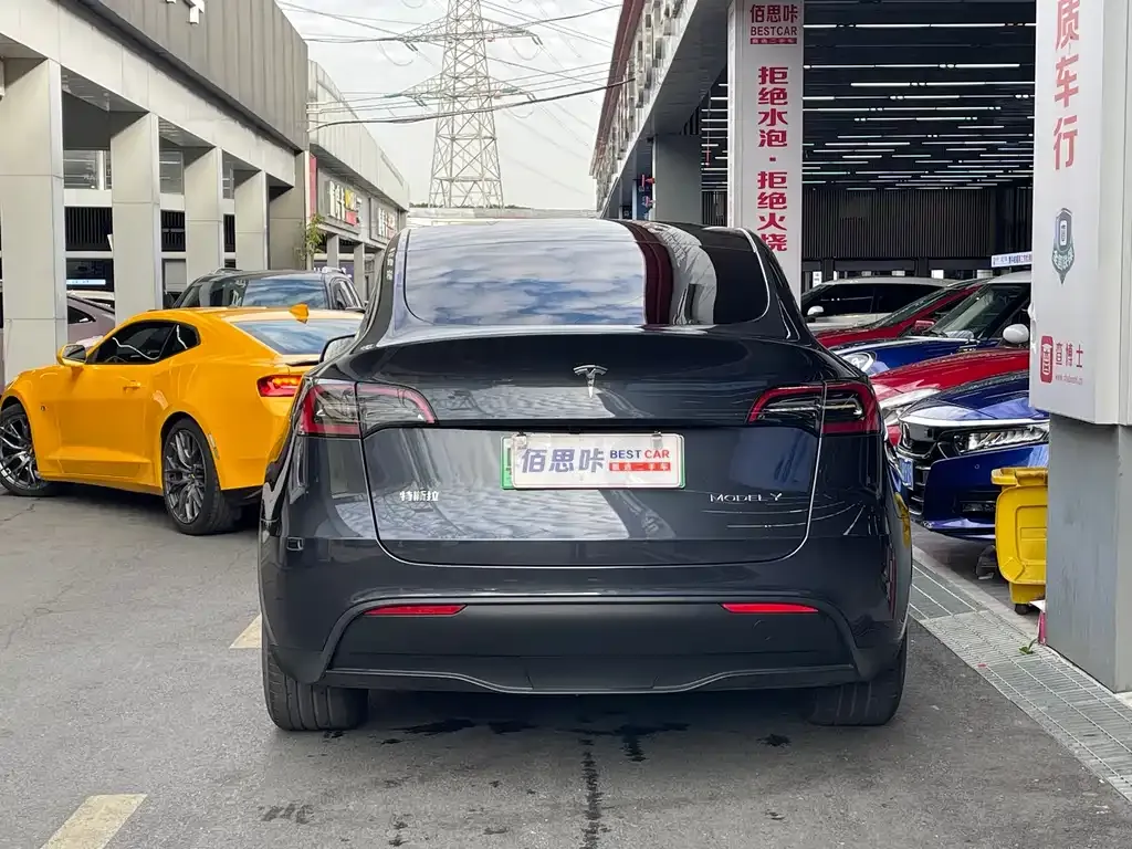 Tesla Model Y — фото 4