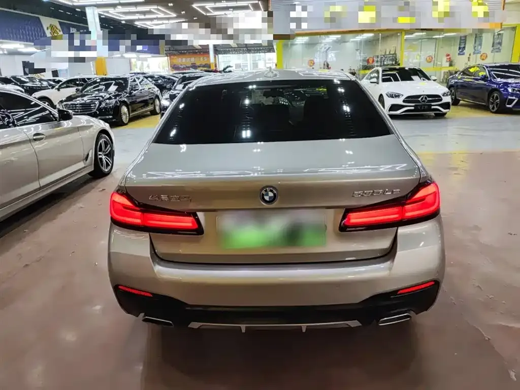 BMW 5 Series New Energy — фото 6