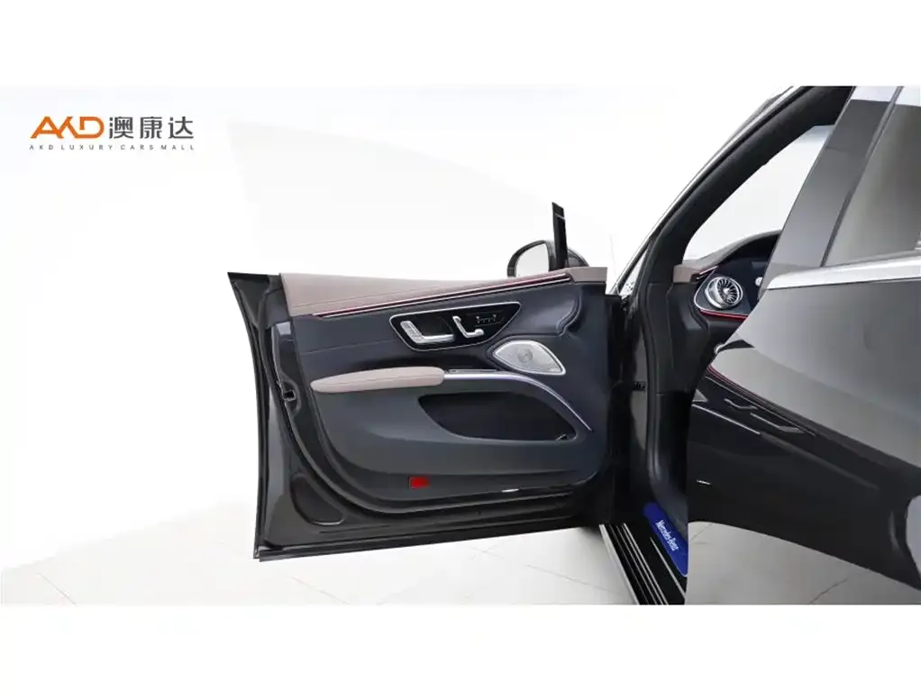 Mercedes-Benz EQS — фото 10