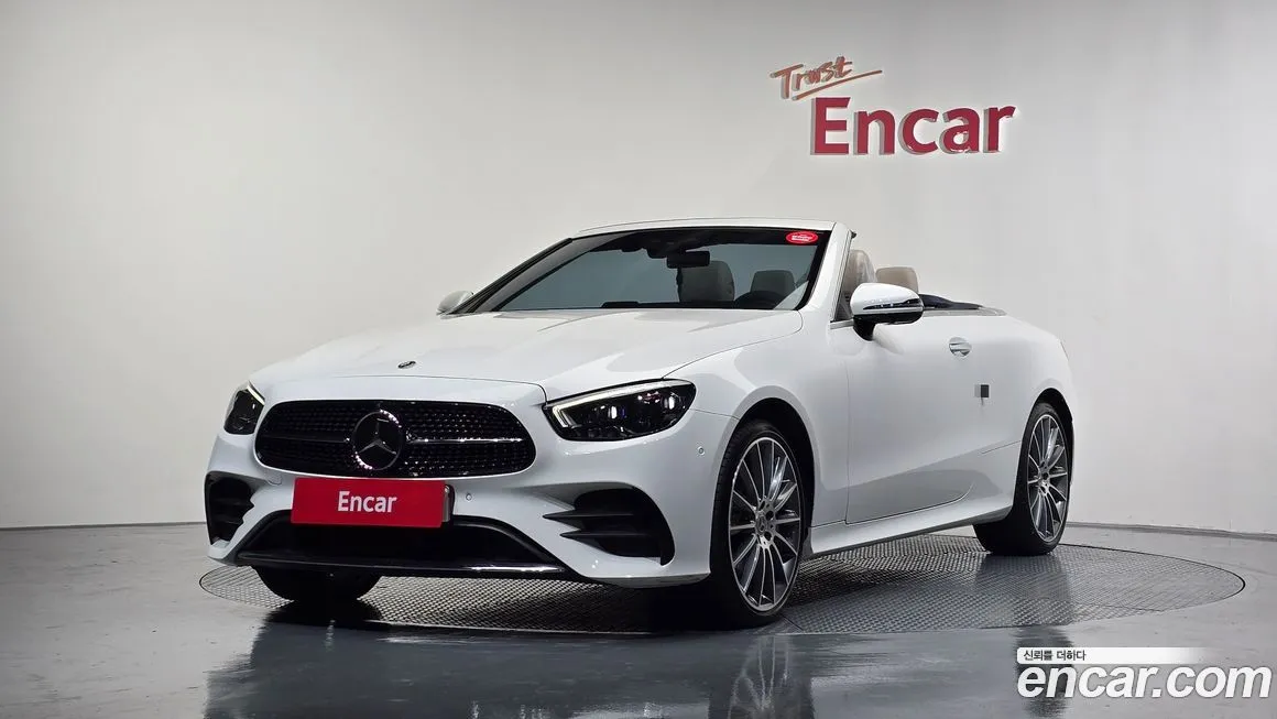 Mercedes-Benz E-Class — фото 1