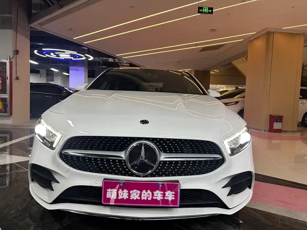 Mercedes-Benz A-Class 2023 из CN, фото 2