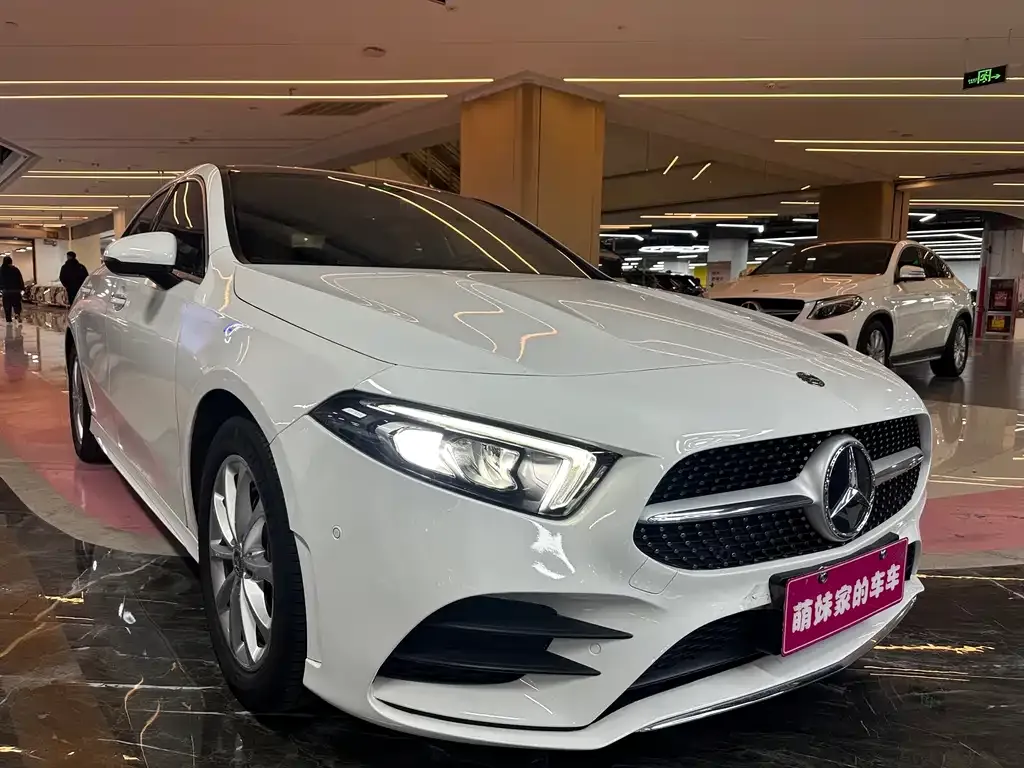 Mercedes-Benz A-Class 2023 из CN, фото 3