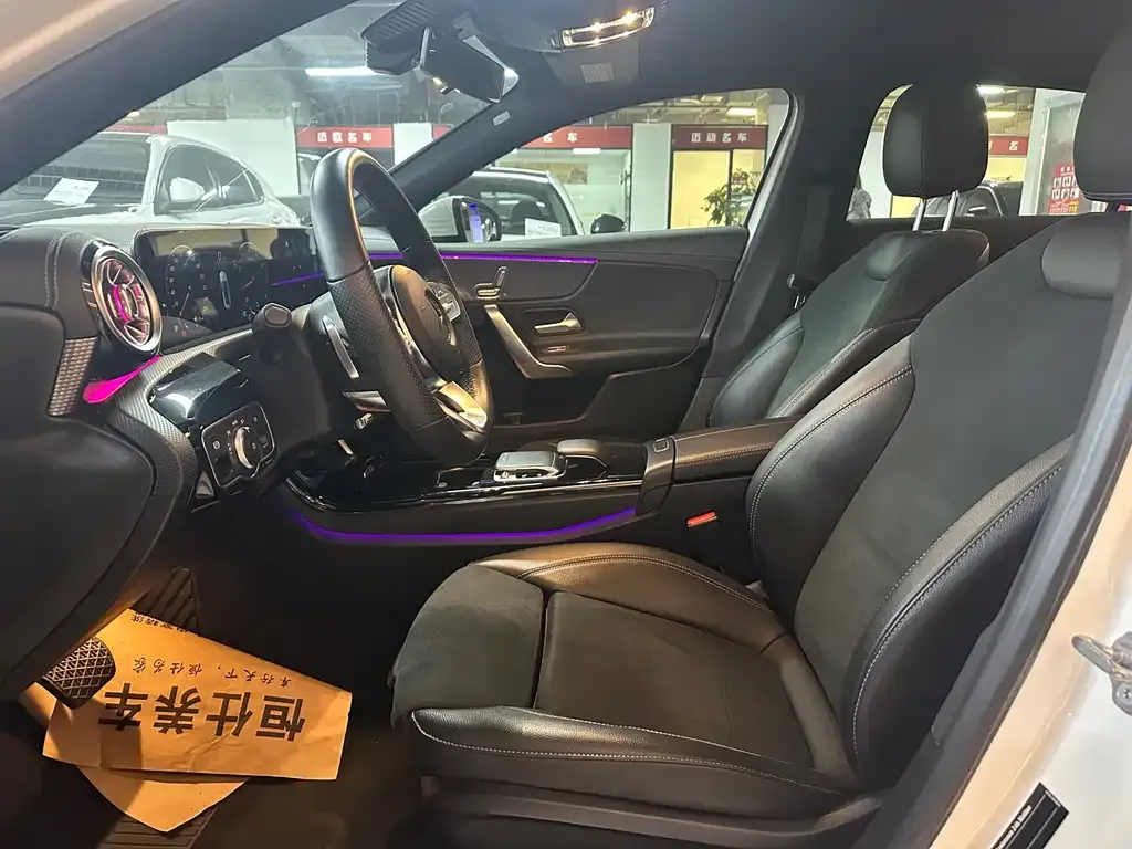 Mercedes-Benz A-Class 2023 из CN, фото 9