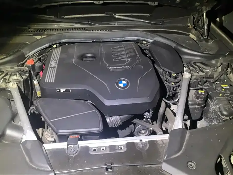 BMW 5 Series — фото 10