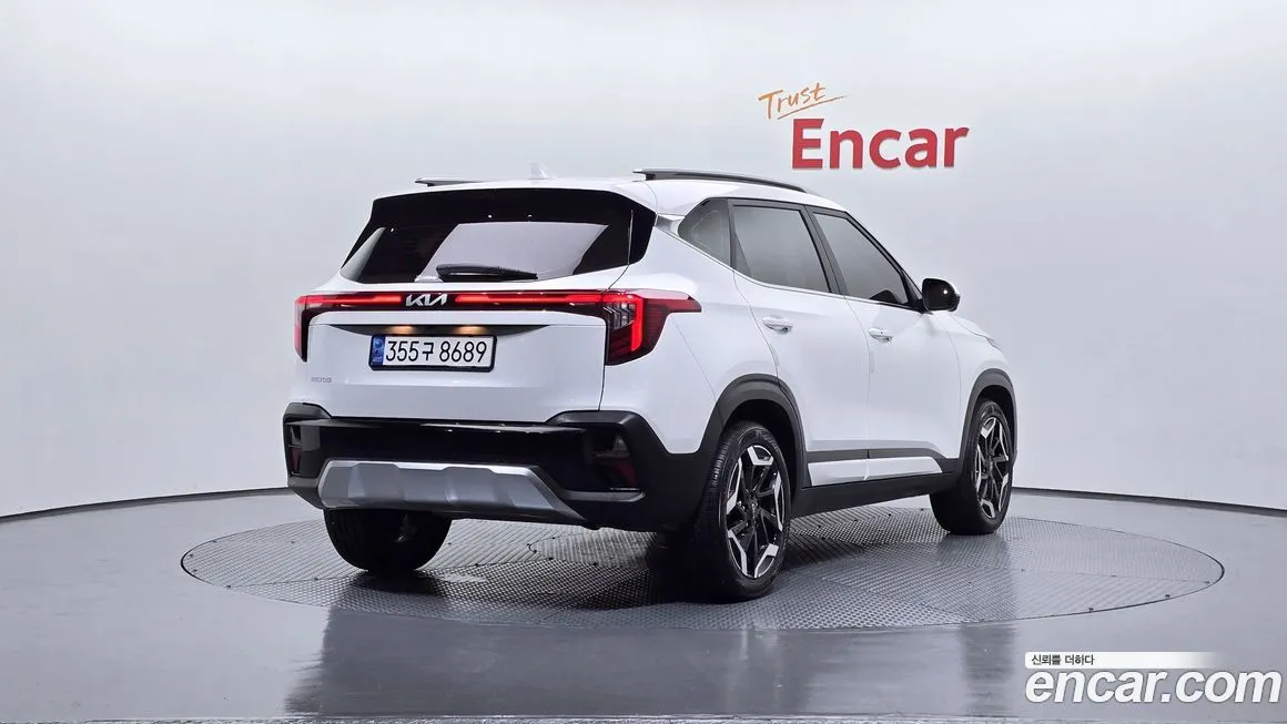 Kia Seltos 2023 из KR, фото 2