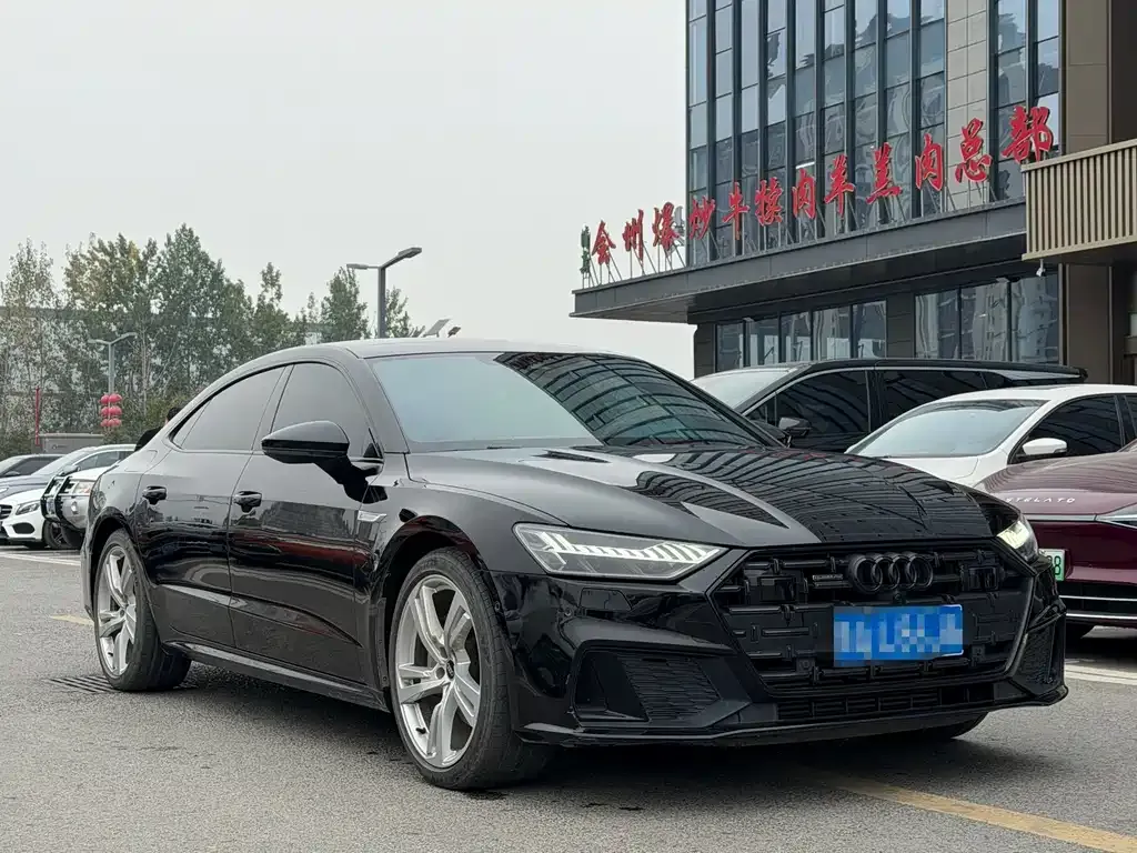 Audi A7L 2023 из CN, фото 3