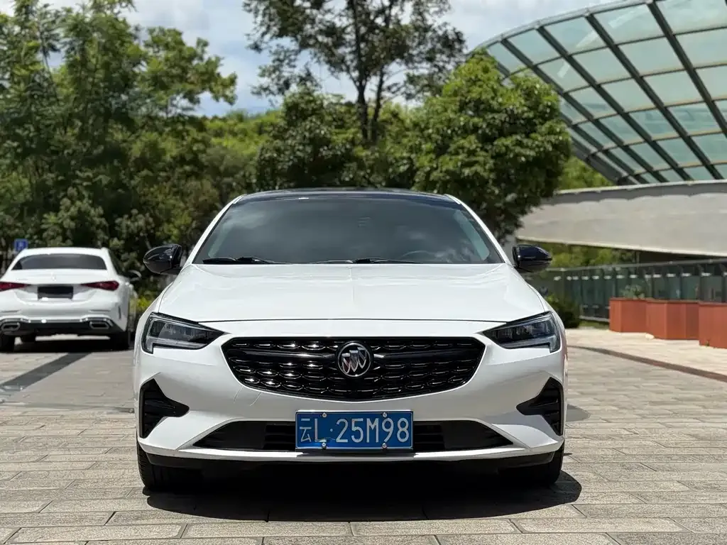Buick Regal 2022 из CN, фото 2