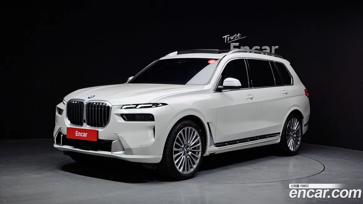 BMW X7 — фото 1