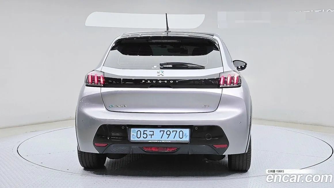 Peugeot 208 2021 из KR, фото 4