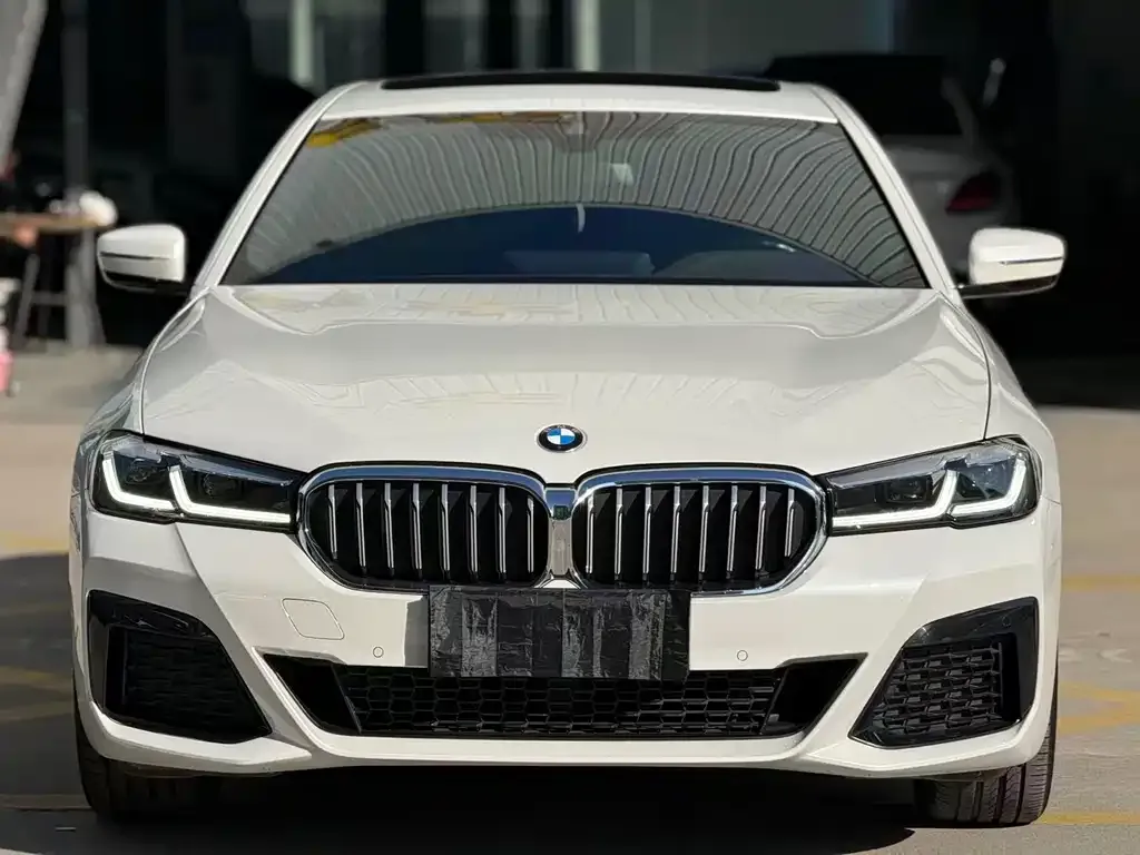 BMW 5 Series — фото 2
